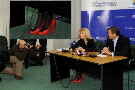 elena-udrea-1 (Medium) elena-udrea-1 (Medium)